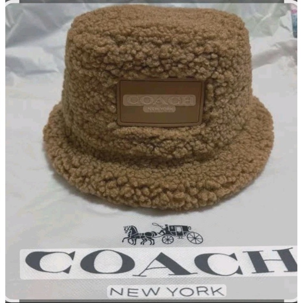 NWT Coach Sherpa Bucket Hat Tan Caramel Teddy Faux Fur Winter Cap Size M/L